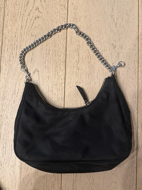 Quince revive nylon convertible crossbody shoulder Bag with Chain - Picture 2 of 3